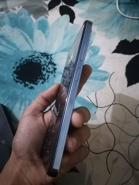 Infinix Hot 40i Blue Color 8+8/128 1