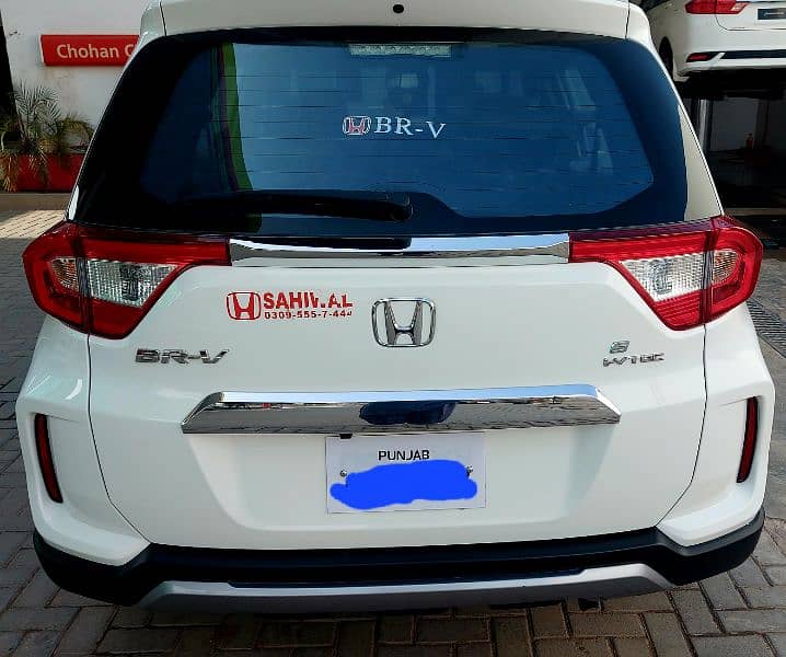 Honda BR-V 2022 4