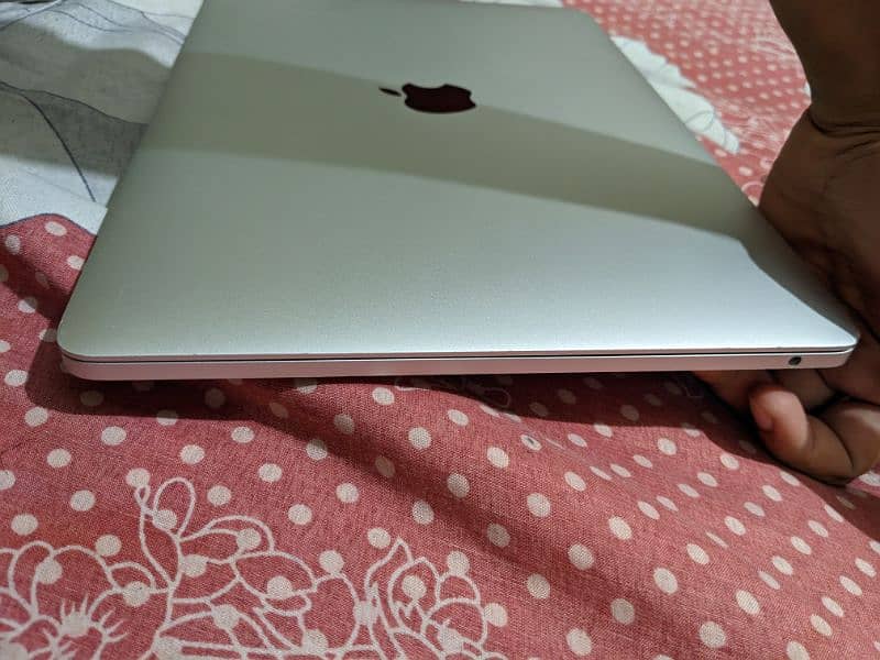 MacBook pro 2017 3