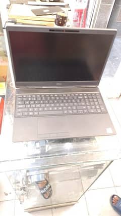 Dell precision 7560