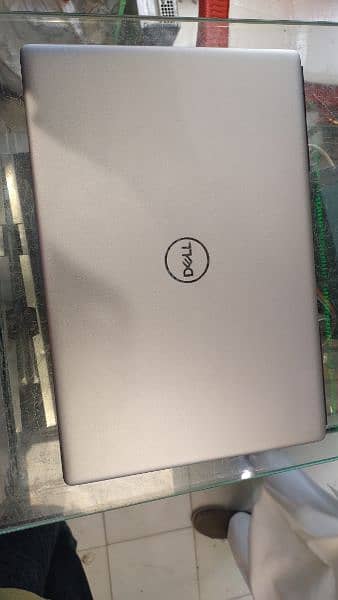 Dell precision 7560 1