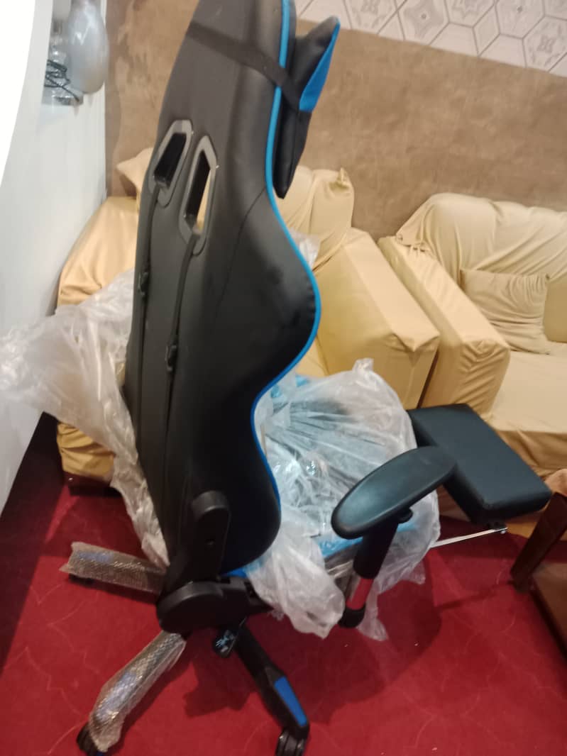 Global Razer Gaming chair 2