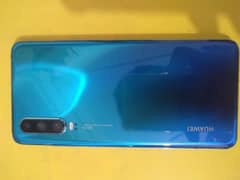 Huawei p30 6/128 dual sim pta approved Price can be lowered