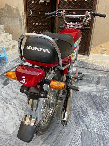 Honda CD 70 (2024 model) 6