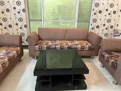 Compelete Sofa Set With King Size Table