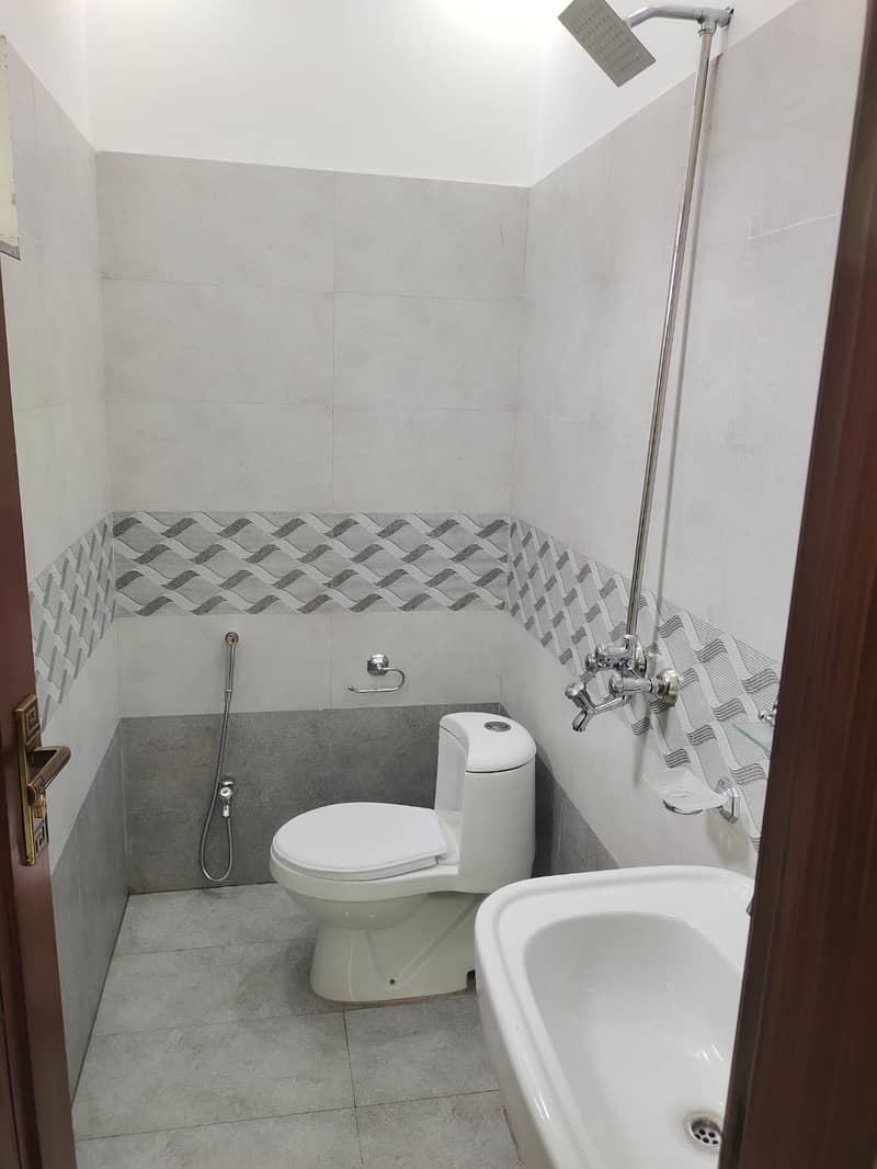 5 Marla Upper Portion,Lower Portion Full House Available For Rent In Shadab Garden And Other Nearby Areas 4