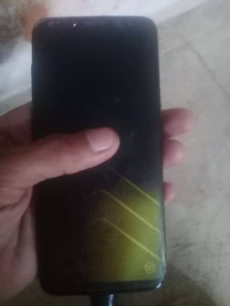 Samsung S8 bord ok ha panal kharab ha 4 /64 pta appr 1