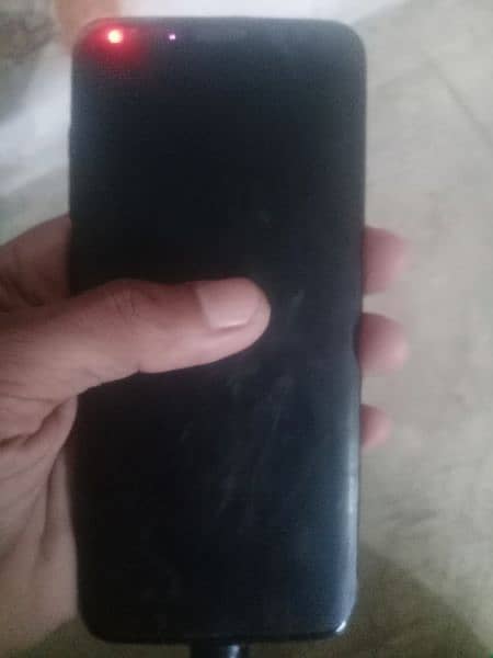 Samsung S8 bord ok ha panal kharab ha 4 /64 pta appr 4