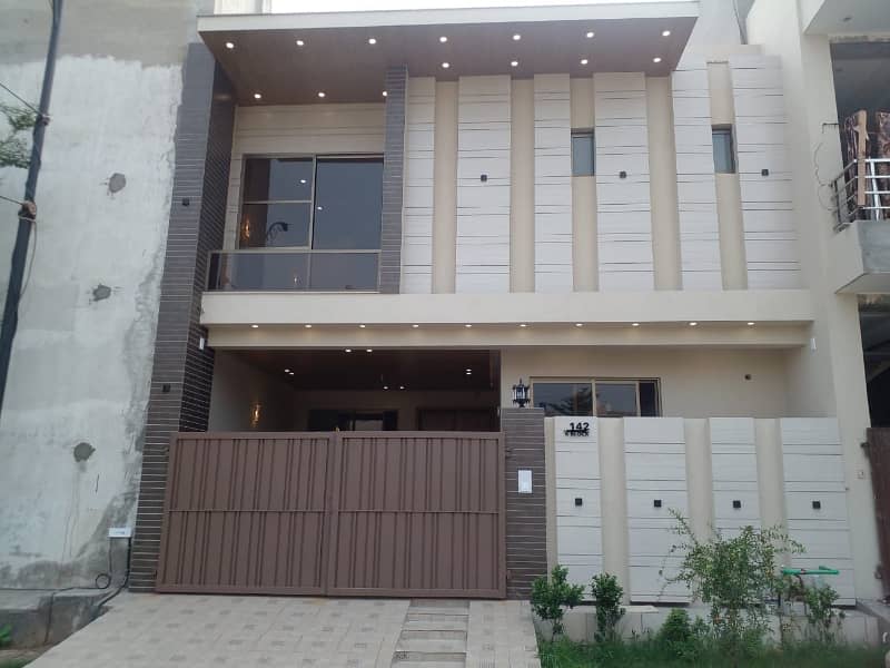 5 Marla vvip brand new luxury House available for sale in D block Eden valley Canal Road fsd 31