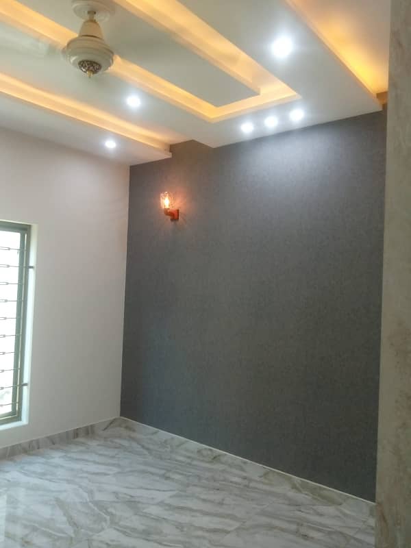 10 Marla Brand New House for rent in Bahria Town Lahore 24