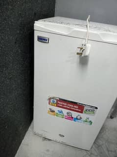 GEEPAS room fridge faster cooling and energy saving good condition 0