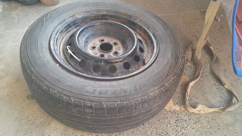 Used tyre with Rim for GLI,XLI 03339327028 2