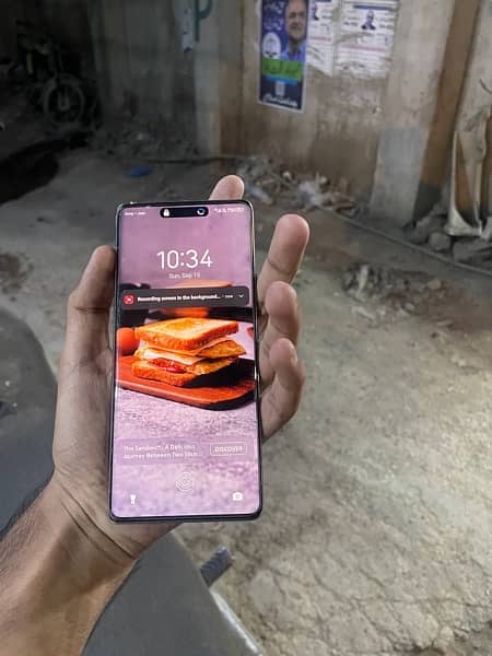 tecno spark 20 pro plus 8