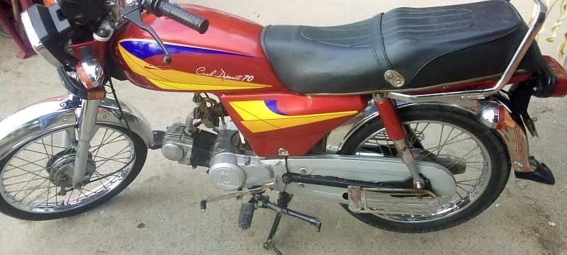 Honda cd 70 for urgent sale 6