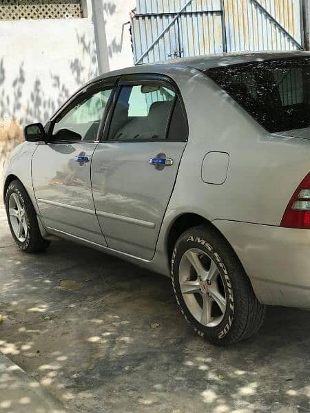 Toyota Corolla  x 2001 7