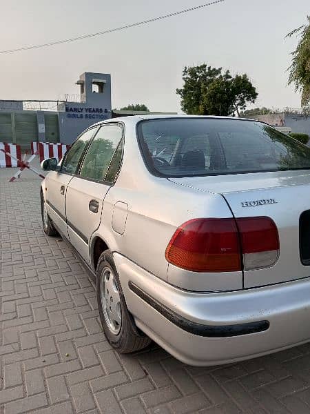 Honda Civic VTi 1996 3