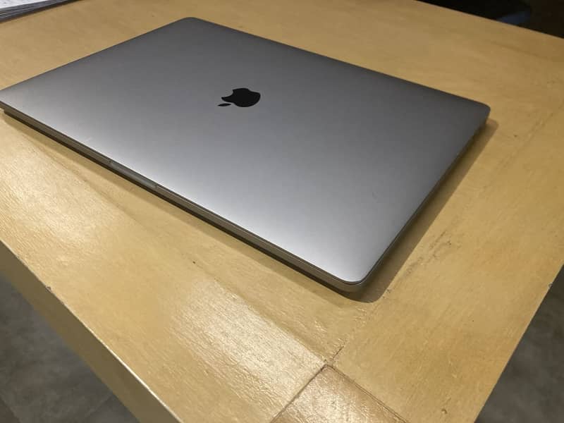 MacBook Pro 2019 16" for Sale 3