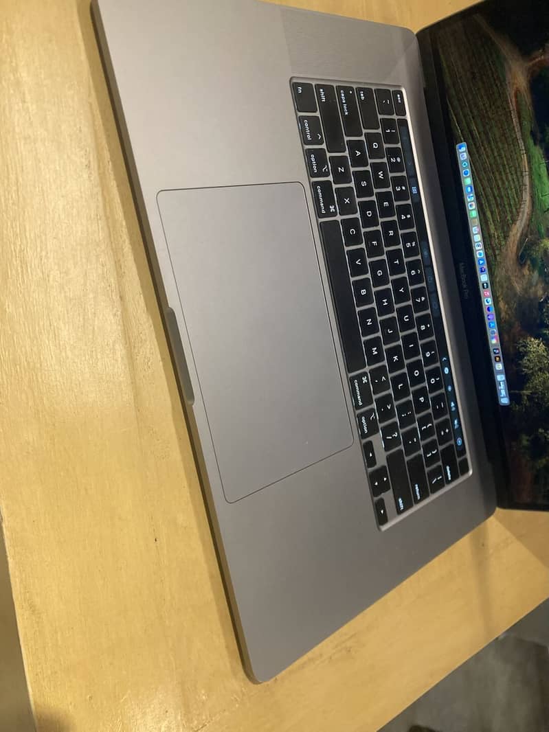 MacBook Pro 2019 16" for Sale 5