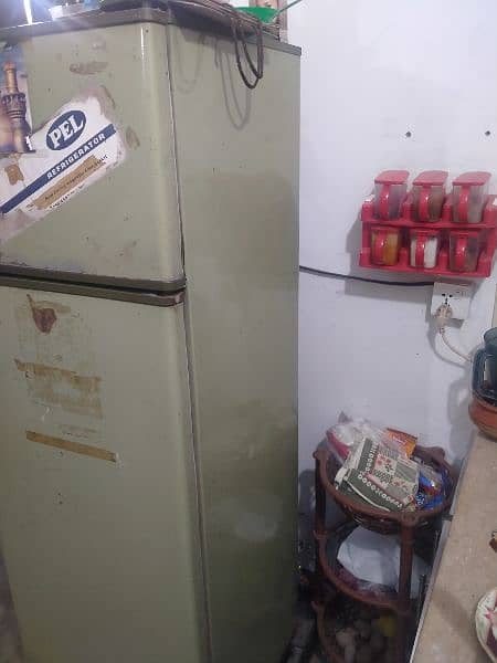 Pel Refrigerator old used in working condition 10