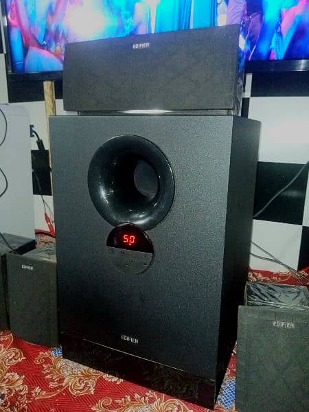 Edifier R501BT 5.1 channel home theater surround sound system 3