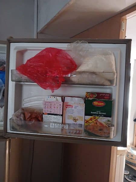 Dawlance Fridge for sale 7