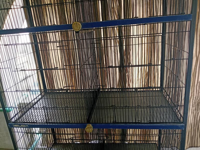 8 portion solid birds cage 4