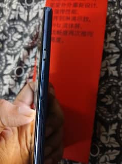 One Plus 7t with Box