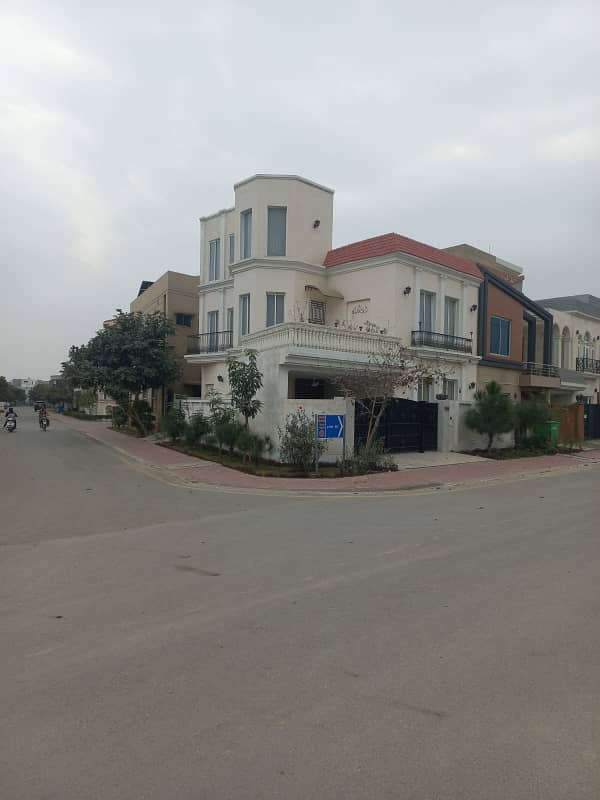 6marla corner home for sale in jinnah block bahria town lahore 1