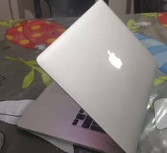 MacBook Pro, Mid-2012, 15.4 inches, 8GB RAM, 500GB Flash Storage 0