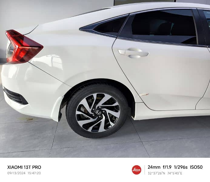 Honda Civic 2017 5