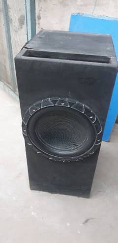 car sound woofer