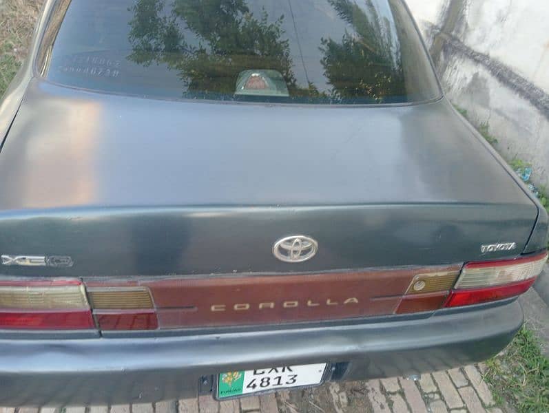 Toyota Corolla XE 2000 6