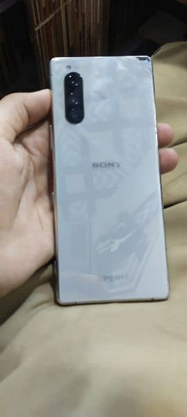 SONY EXPERIA 5 0