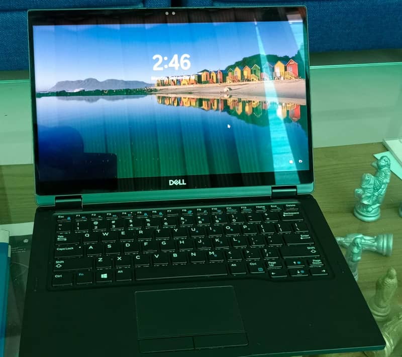 Latitude 7390 2 in 1 1