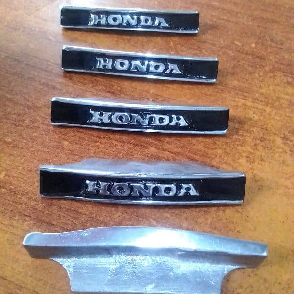 Silver Body Monogram HONDA Rs 300 contact Mobile number only 2