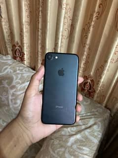 iphone 7 128 gb Sim working Urgent Sale