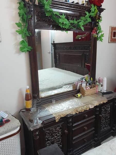 Pure wooden chinioti bedroom for sale bed set dressing table side 1