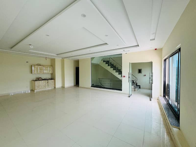 8 Marla floor available for rent in DHA Phase 5 6