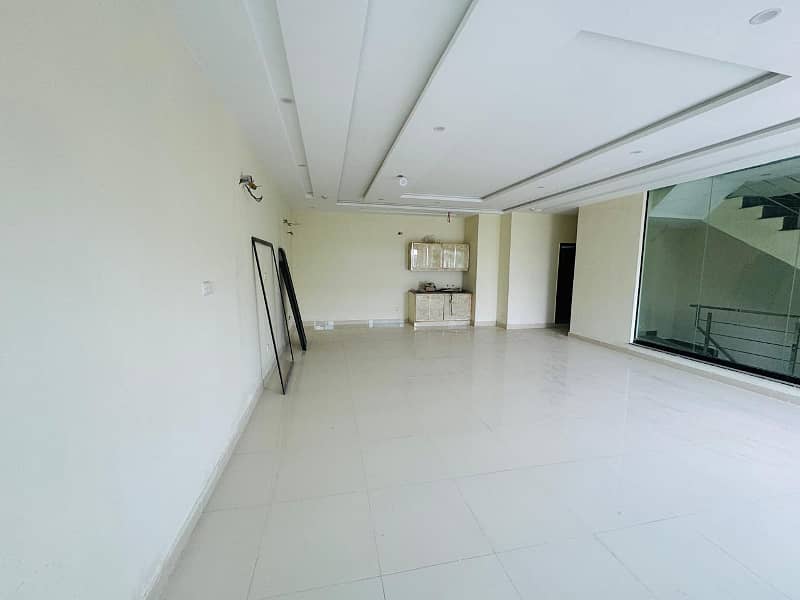 8 Marla floor available for rent in DHA Phase 5 7