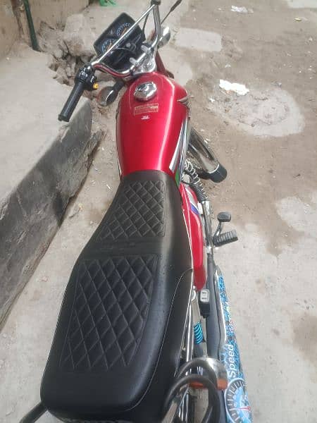 Honda 125 2023 5