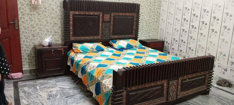 king size bed with dressing and side tables 0