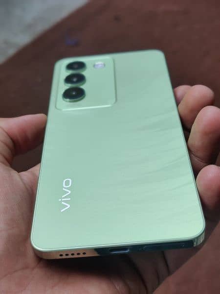 vivo y100 8GB,256GB 10