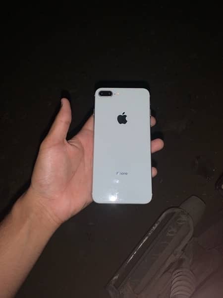 iphone8+ 0