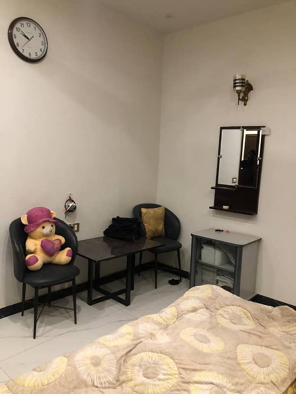 10 MARLA FURNISHED UPPER PORTION AVAILABLE FOR RENT IN TARIQ GARDENS LAHORE 1