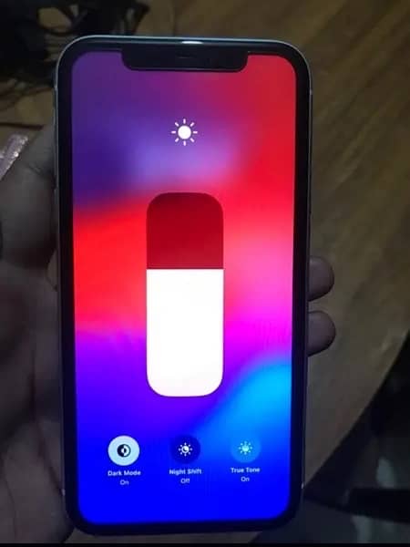 IPHONE XR 1