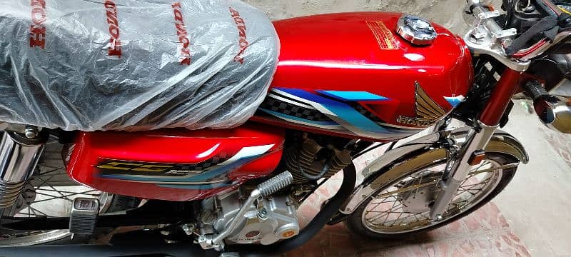 New Honda 125. . . . 03044633267 1