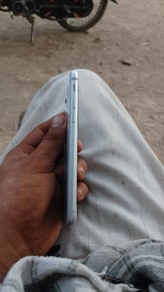 I phone 8 non pta 64 gb 1