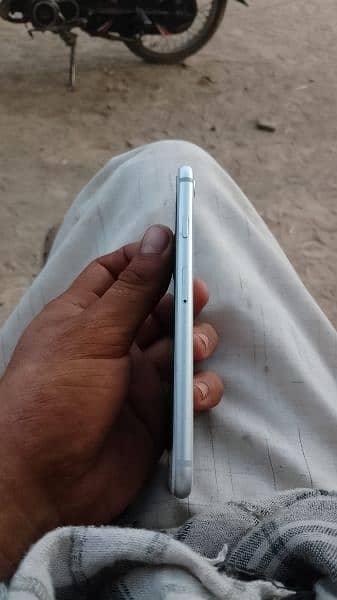 I phone 8 non pta 64 gb 3