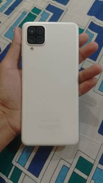 Samsung a12 4 128 3