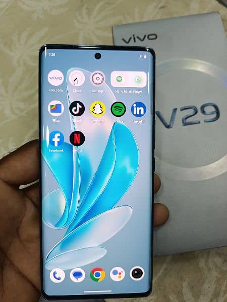 vivo v29 5g 12/256 full box 3